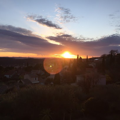Hélène Vela - Naturopathie Massages Réflexologie, Praticien de Médecine Alternative à Draguignan
