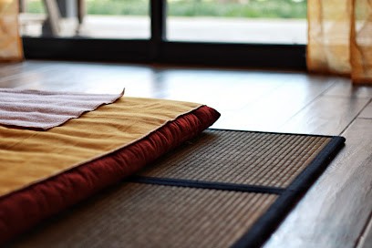 SHIATSU Marion BLOUDEAU EI, Praticien de Médecine Alternative à Écoyeux