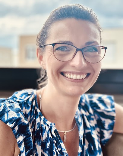 Hélène NICOLLE GEHANT - Socio-esthéticienne - Sophrologue - Coaching De Vie, Praticien de Médecine Alternative à Lyon 08