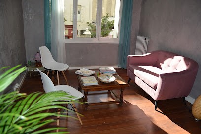 Stéphanie PINOT Irrigation du côlon Toulon, Praticien de Médecine Alternative à Toulon