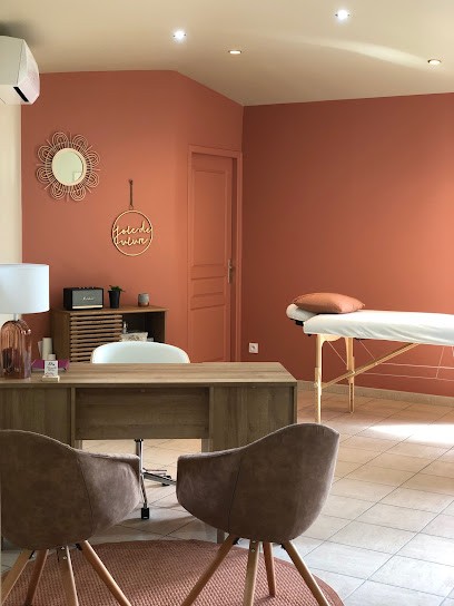 Marine Jouffray - Naturopathe et Réflexologue - Drainage Lymphatique, Praticien de Médecine Alternative à Vaison-la-Romaine