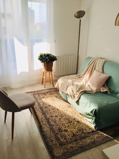 Hypnose Et Thérapie IFS Royan - Camille Domin, Hypnothérapeute à Royan