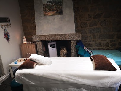 Fanny, Praticien de Médecine Alternative à Zonza