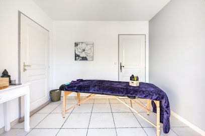 Amélie AUBRÉE - Praticien en massage, Praticien de Médecine Alternative à Bessan