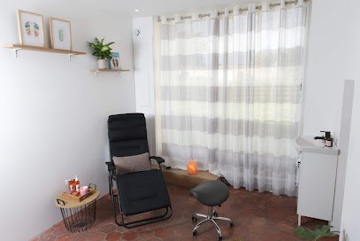 Lisa-Lou Naillon - Réflexologue Plantaire Et Palmaire, Réflexologue à Hermes