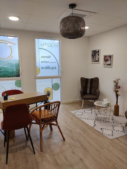 Félicie Contenot - Thérapeute Psycho-émotionnelle - Centre Earth, Praticien de Médecine Alternative à Miribel