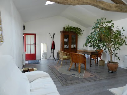 Magnétiseur, Kinésiologue, Energéticien,EMDR, Aromathérapie,fleurs de Bach, Praticien de Médecine Alternative à Saint-Étienne-de-Montluc