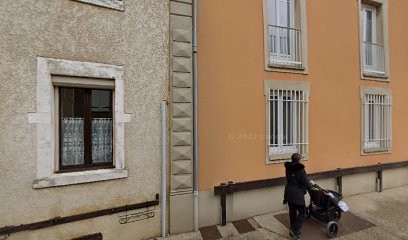 Yvonnick Thérapie énergétique Manuelle Fasciathérapeute, Praticien de Médecine Alternative à Saint-Georges-d'Espéranche