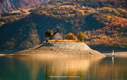 association lutino espeloufi/frantz charrondiere, Praticien de Médecine Alternative à Saint-Apollinaire