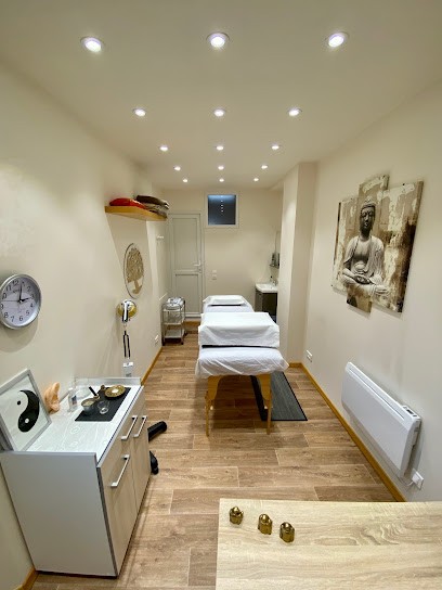 FABIENNE ROUIF ENERGETICIENNE SELON LA MEDECINE TRADITIONNELLE CHINOISE REFLEXOLOGUE MAGNETISME, Praticien de Médecine Alternative à Saint-Clément