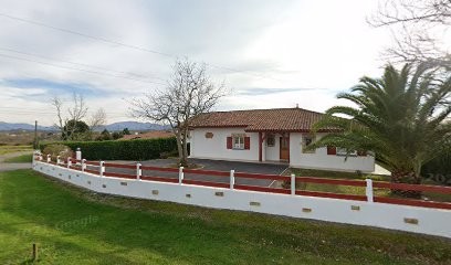 Katherine PETIT, Praticien de Médecine Alternative à Larressore