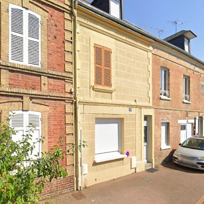 Sandrine Djebli sophrologue à Pont L'Évêque, Praticien de Médecine Alternative à Pont-l'Évêque