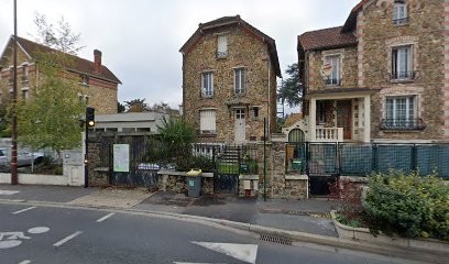 Jessica Béchu Thérapeute Cognitive Et Comportementale, Praticien de Médecine Alternative à Montmorency