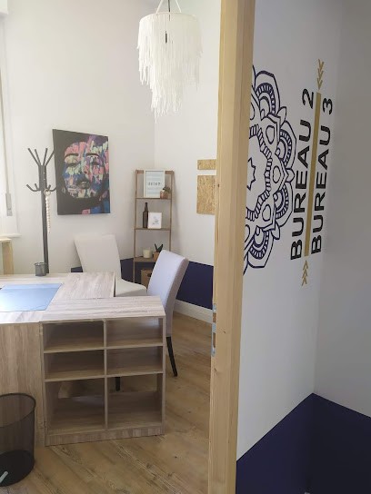 Claire ROUSSEL - Thérapeute Holistique, Praticien de Médecine Alternative à Calais