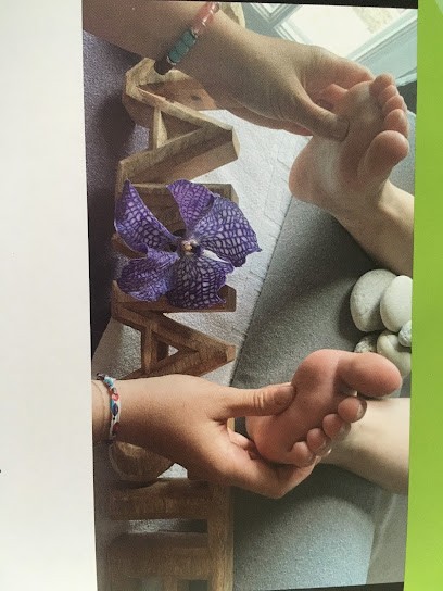 Cabinet de Réflexologie Plantaire Françoise GAILLARD Certifiée Énergétique Chinoise Praticien Fleurs de BACH, Réflexologue à Chemilly-sur-Yonne