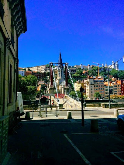Victor Arminjon - Médecine Chinoise à Lyon, Praticien de Médecine Alternative à Lyon 02