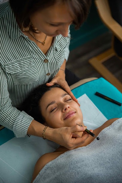 Cathia PARISI Réflexologue, Réflexologue à Guilherand-Granges