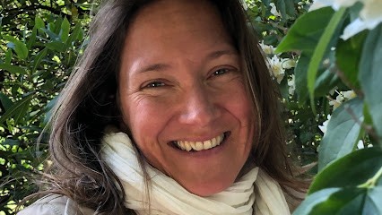 Agnès Loison, Praticien de Médecine Alternative à Sceaux