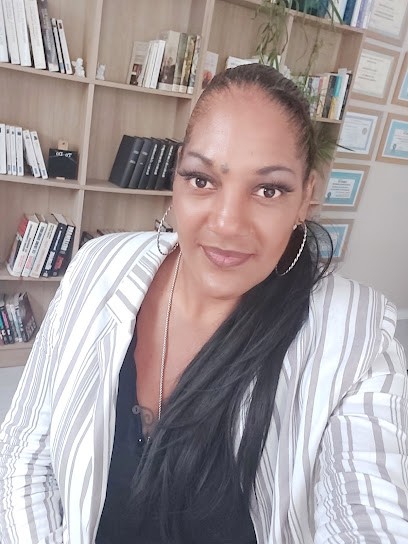 Janice Valton-Kali, Hypnothérapeute à Châteauroux