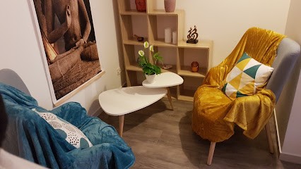 Moment de Répit - Hypnose, Sophrologie, Massage Bien-Être, Praticien de Médecine Alternative à Sartrouville