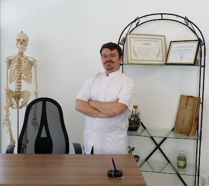 GUITTER Romain Étiopathe - Cabinet D' Étiopathie De Poitiers, Praticien de Médecine Alternative à Poitiers