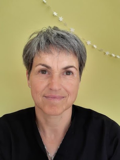 Sophie Reymond, Praticien de Médecine Alternative à Alba-la-Romaine