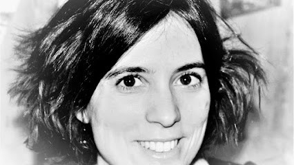 Magalie ABELLAN à Montagnieu ENERGETICIENNE et PRATICIENNE HYPNOSE, Réflexologue à Montagnieu