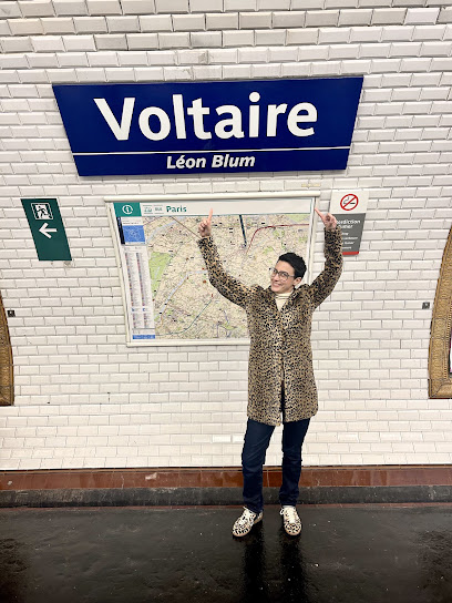 Madamemagnette Magnétiseuse Dien Chan, Praticien De Médecine Alternative à Paris 11