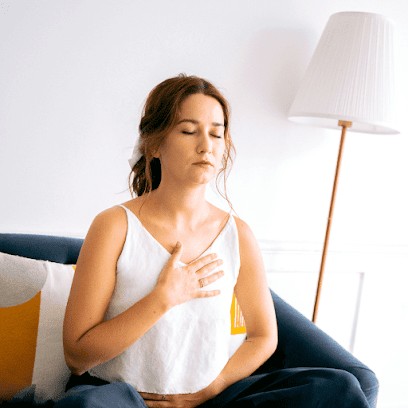 Julie Stoquert | Sophrologue & Energeticienne I Libération émotionnelle, Praticien de Médecine Alternative au Rheu