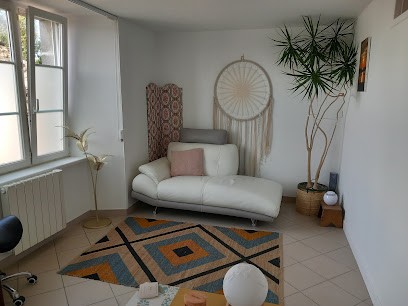 Corinne Boboeuf-Nativelle - Sophrologue, Praticien de Médecine Alternative à Orval sur Sienne