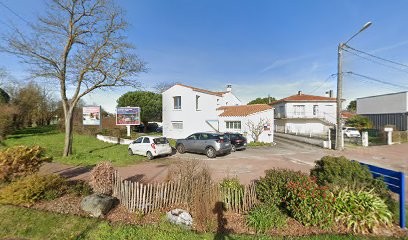 116 Av. De Rochefort, Praticien de Médecine Alternative à Royan