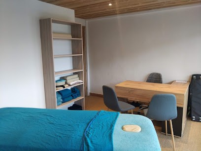 Fanny Groult Réflexologie Fascias, Réflexologue à Combloux