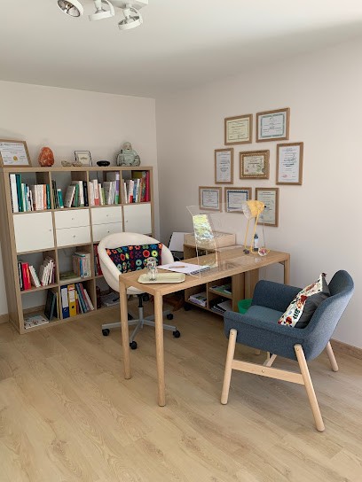 Marie DEVILLIERS NATUROPATHE - IRIDOLOGUE, Praticien de Médecine Alternative à Mézières-en-Gâtinais