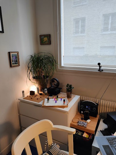 Crespo Nathalie Naturopathe / Perte De Poids / Arrêt Du Tabac, Praticien de Médecine Alternative à Chartres