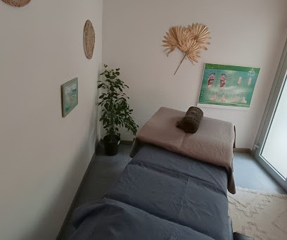 Réflexologue, Maderotherapie Emmanuelle FAURE Artisan Bien-être, Réflexologue à Nîmes