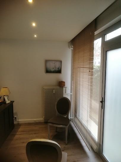 Séverine PARKOUDA BOISFER Sophrologue, Praticien de Médecine Alternative à Courbevoie