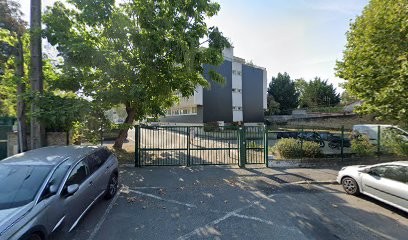 Carolina Ramos Sophrologist Professor De Yoga - Palaiseau, Praticien de Médecine Alternative à Palaiseau