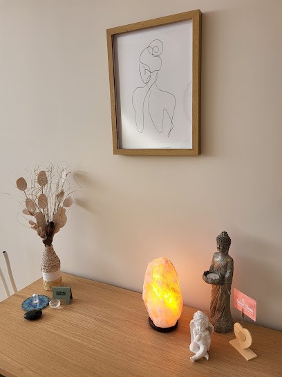 Valérie ELINEAU Sophrologue RNCP, Praticien de Médecine Alternative à Saint-Laurent-du-Var