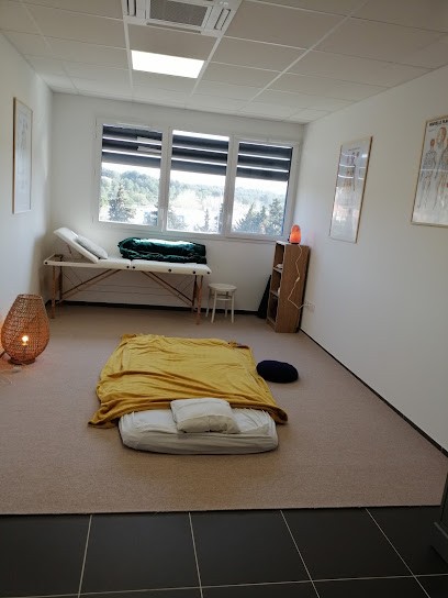 Shiatsu Claire BOUCTOT, Praticien de Médecine Alternative à Martigues
