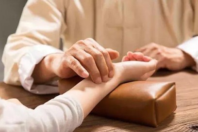 MU Jie , Energétique Traditionnelle Chinoise, Praticien de Médecine Alternative à Reillanne