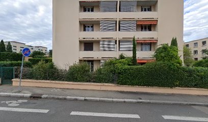 Sophie Etincelle de Vie, Praticien de Médecine Alternative à Saint-Genis-Laval