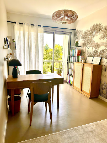 Sara Marty Naturopathe Et Nutrithérapeute (Diplômes Suisse), Praticien De Médecine Alternative à Annecy