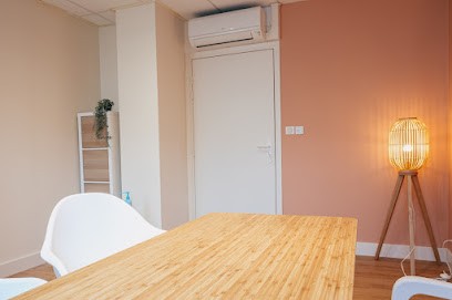 Théo Beaulieu, Énergéticien - Accompagnement Holistique - EFT - Hypnose, Praticien de Médecine Alternative à Villefranche-sur-Saône