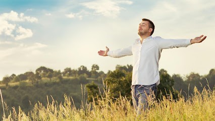 Chrysalide, hypnothérapeute, magnétiseur, maître reiki et énergéticien à Saint Victor de Malcap, Hypnothérapeute à Saint-Victor-de-Malcap