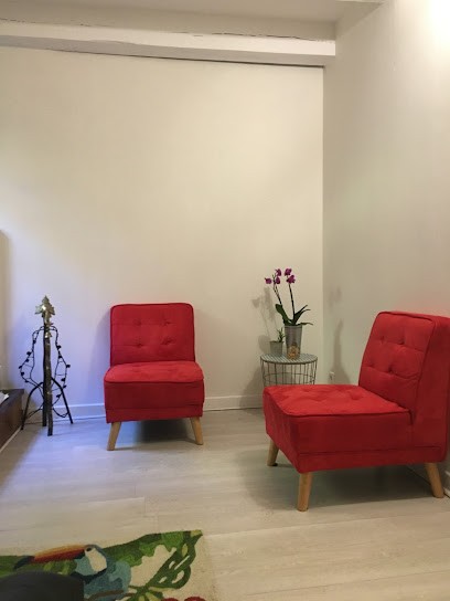 Firm Therapies Brèves Et D'hypnose, Farah Deida-Gouinguenet, Hypnothérapeute à Concarneau