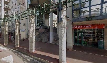 Emmanuelle Goubier - Hypnothérapeute & Neurofeedback Dynamique & EFT, Hypnothérapeute à Sceaux