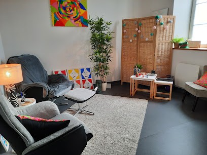 Géraldine DELAPLANCHE Hypnose et Sophrologie: adultes, ados, enfants.(spécialisée auprès des enfants)- Bréhal, Hypnothérapeute à Bréhal