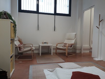 Claire Desveronnieres - Accompagnements thérapeutiques - Transformation énergétique, Praticien de Médecine Alternative à Grenoble