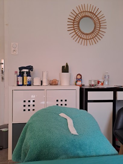 L'énergie Audacieuse - Agathe Sylvestre (Shiatsu, Massages Bien-être, Do-In Grand-Champ), Praticien de Médecine Alternative à Grand-Champ