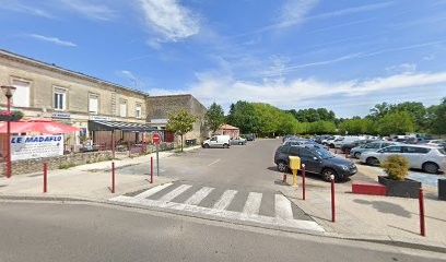 Charlotte Fayet Natur-Ocean -Yoga/ Naturopathe, Praticien de Médecine Alternative à Saint-Laurent-Médoc